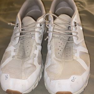 Tan/Cream On Cloud sneakers!!